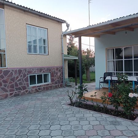 Guest House Aziza Bokonbayevo Exterior foto